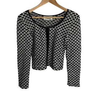 Vtg Ribkoff Black & White Patterned top with Hook & Eye Fasteners No Size Listed